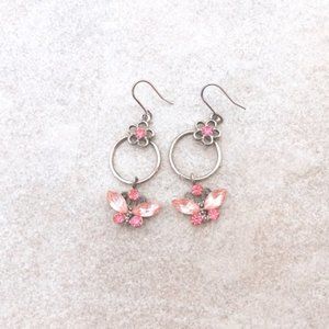 LIKE NEW Korean Butterfly Earrings Pink